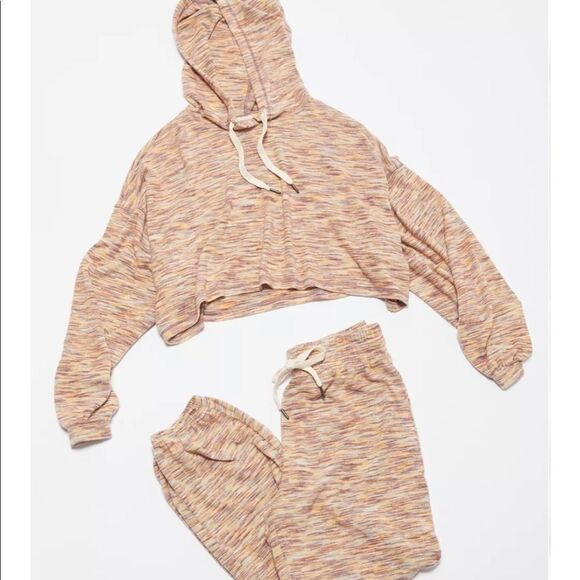 Out From Under Urban Jenny Cropped Hoodie Small - Picture 5 of 14